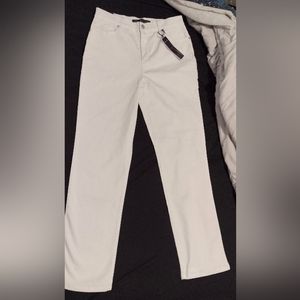 Gloria Vanderbilt jeans